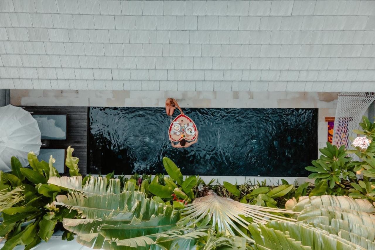 Astera Villa Seminyak By Ini Vie Hospitality Exterior photo