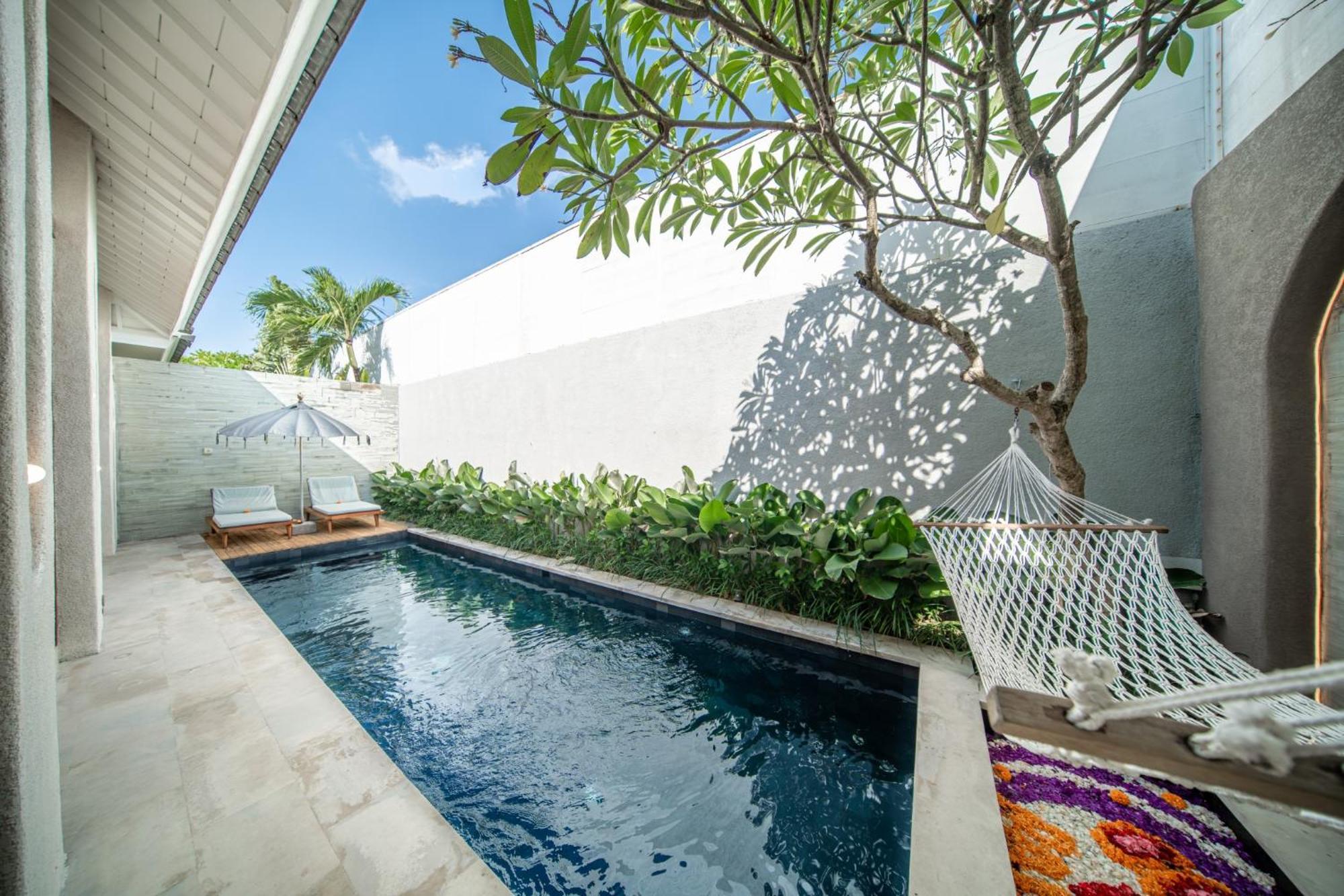 Astera Villa Seminyak By Ini Vie Hospitality Exterior photo